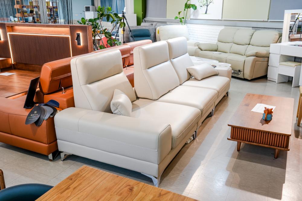 화이트 스윙 가죽소파