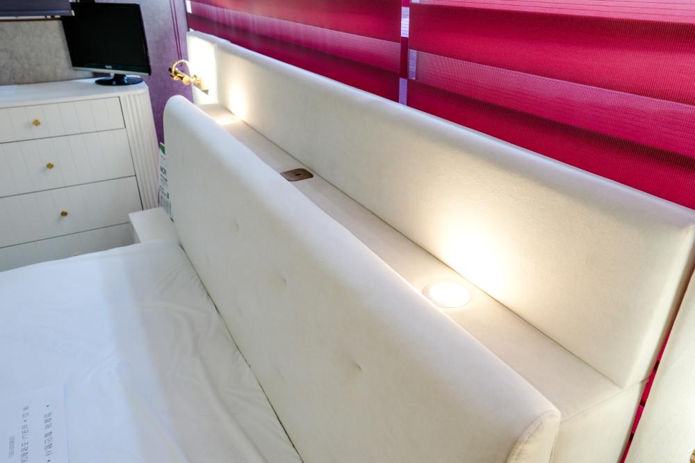 패브릭 호텔침대